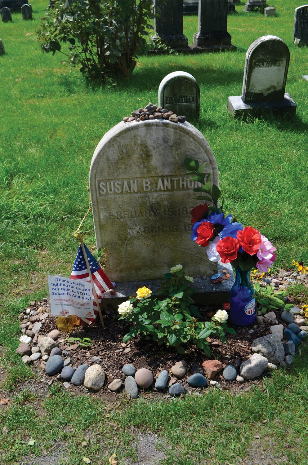 anthonygrave.jpg